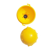 alt="Sandblasting bottle with 2-part opening for Silo sandblaster - open view"